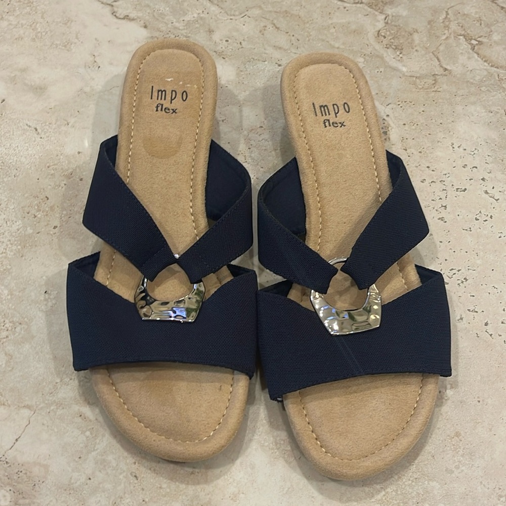 Impo Flex NWOT Women’s Slip on Sandals Size 11 Navy